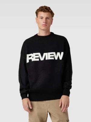 Zdjęcie produktu Sweter z dzianiny z nadrukiem z logo REVIEW