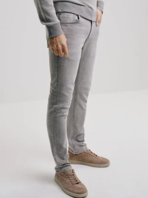 Zdjęcie produktu Szare spodnie jeansowe męskie OCHNIK