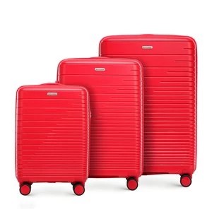Zdjęcie produktu Zestaw walizek z polipropylenu z błyszczącymi paskami czerwony Wittchen