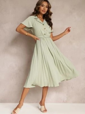 Zdjęcie produktu Zielona Retro Sukienka Midi z Plisowaniem i Paskiem na Klamrę Elinerise