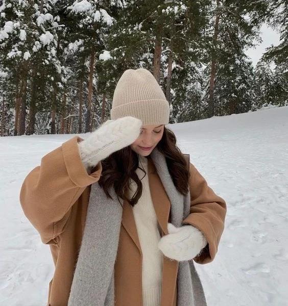 Szaliki i rękawiczki damskie