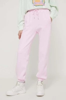 Zdjęcie produktu Abercrombie & Fitch spodnie dresowe kolor różowy gładkie