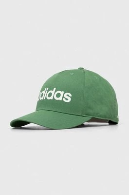 Zdjęcie produktu adidas czapka z daszkiem bawełniana kolor zielony z aplikacją IR7908