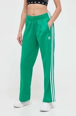 Zdjęcie produktu adidas Originals spodnie dresowe kolor zielony z aplikacją