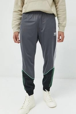 Zdjęcie produktu adidas Originals spodnie dresowe męskie kolor szary z aplikacją