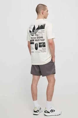 Zdjęcie produktu adidas Originals t-shirt bawełniany męski kolor beżowy z nadrukiem IS2902