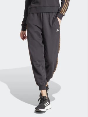 Zdjęcie produktu adidas Spodnie dresowe Essentials 3-Stripes IS2155 Czarny Loose Fit
