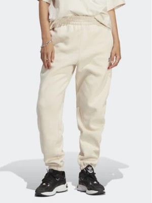 Zdjęcie produktu adidas Spodnie dresowe Essentials Fleece IA6436 Écru Regular Fit
