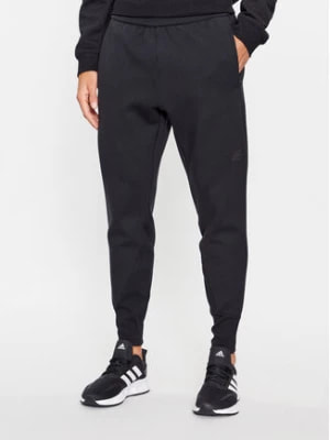 Zdjęcie produktu adidas Spodnie dresowe IN5102 Czarny Regular Fit