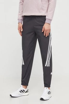 Zdjęcie produktu adidas spodnie dresowe kolor czarny z nadrukiem IN3318