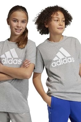 Zdjęcie produktu adidas t-shirt bawełniany dziecięcy U BL kolor szary z nadrukiem