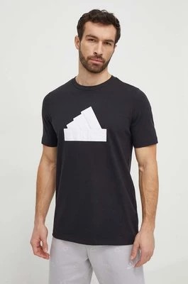 Zdjęcie produktu adidas t-shirt bawełniany męski kolor czarny z nadrukiem IZ1621