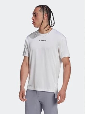 Zdjęcie produktu adidas T-Shirt Terrex Multi T-Shirt HM4047 Biały Regular Fit