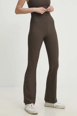 Zdjęcie produktu Answear Lab spodnie damskie kolor brązowy dzwony high waist
