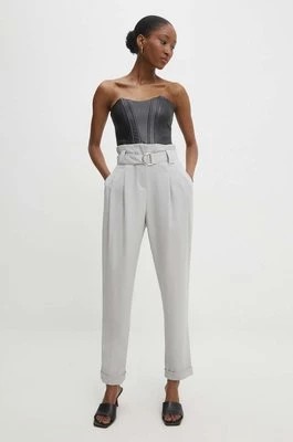 Zdjęcie produktu Answear Lab spodnie damskie kolor szary fason chinos high waist
