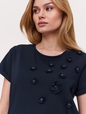Zdjęcie produktu Bawełniana bluzka z ozdobami w kształcie kwiatów TARANKO