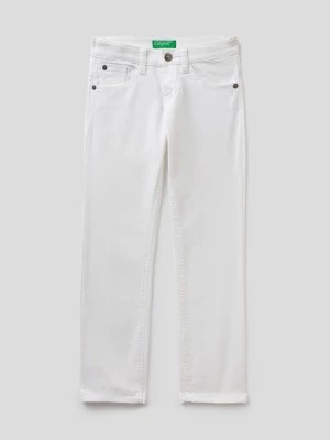 Zdjęcie produktu Benetton Spodnie chino w kolorze białym rozmiar: 150