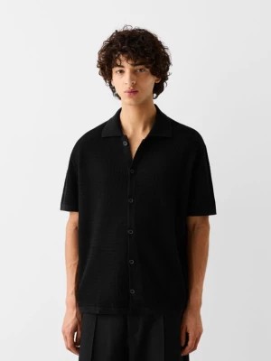 Zdjęcie produktu Bershka Ażurowa Koszula Z Krótkim Rękawem Mężczyzna Czarny