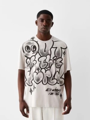 Zdjęcie produktu Bershka Koszulka Z Krótkim Rękawem I Nadrukiem Graffiti Mężczyzna Szary