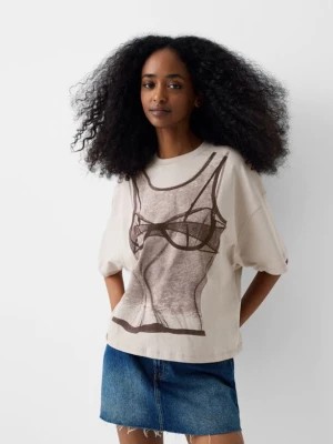Zdjęcie produktu Bershka Koszulka Z Krótkim Rękawem I Nadrukiem Kobieta Wielbłądzi