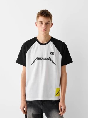Zdjęcie produktu Bershka Koszulka Z Krótkim Rękawem I Nadrukiem Metallica Mężczyzna Biały