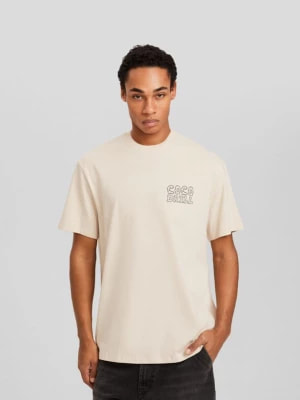 Zdjęcie produktu Bershka Koszulka Z Krótkim Rękawem I Nadrukiem Mężczyzna Wielbłądzi