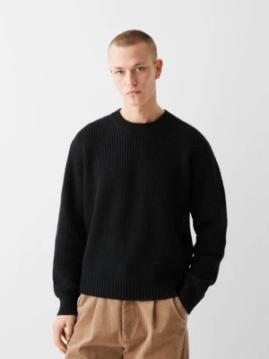 Zdjęcie produktu Bershka Strukturalny Sweter Z Wełny Syntetycznej Z Okrągłym Dekoltem Mężczyzna Czarny