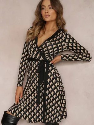Zdjęcie produktu Beżowa Sukienka Kopertowa w Geometryczny Wzór Feozie