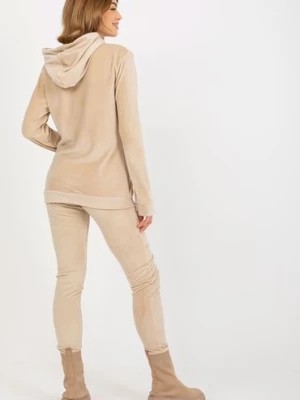 Zdjęcie produktu Beżowy damski komplet welurowy z bluzą z kapturem RELEVANCE