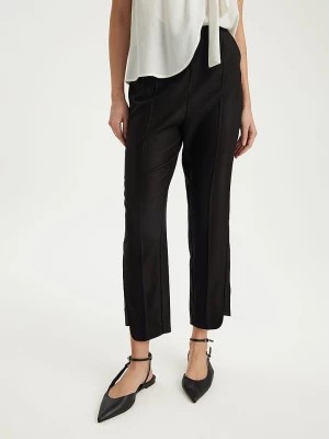 Zdjęcie produktu BGN Spodnie w kolorze czarnym rozmiar: 36