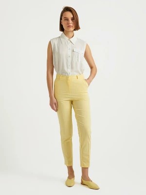 Zdjęcie produktu BGN Spodnie w kolorze żółtym rozmiar: 36