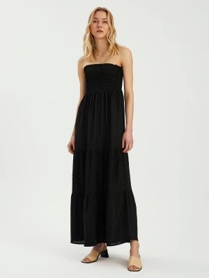 Zdjęcie produktu BGN Sukienka w kolorze czarnym rozmiar: 38