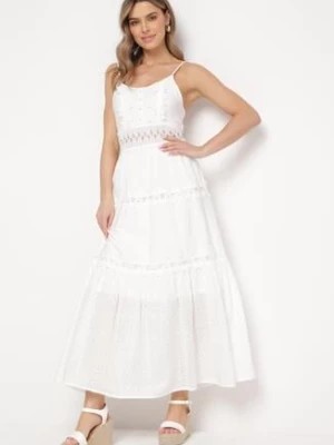Zdjęcie produktu Biała Bawełniana Sukienka Maxi z Rozkloszowanym Dołem i Ażurową Talią Fidelma