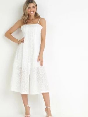 Zdjęcie produktu Biała Sukienka z Kwadratowym Dekoltem i Ozdobną Fakturą Raiya