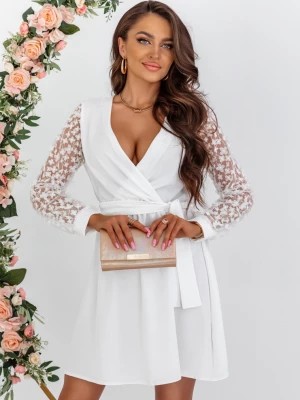 Zdjęcie produktu Biała sukienka z ozdobnymi rękawami Lamella - biały Pakuten