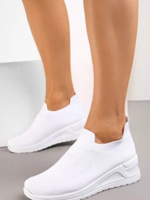 Zdjęcie produktu Białe Buty Sportowe z Elastyczną Cholewką na Małym Koturnie Etruda