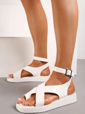 Zdjęcie produktu Białe Sandały Typo Loop Toe z Imitacji Skóry ze Sprzączką Aucca