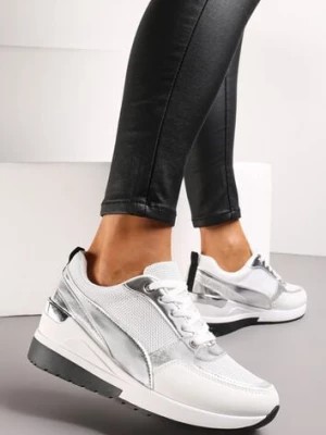 Zdjęcie produktu Białe Sneakersy na Koturnie z Metaliczną Wstawką Elisabene