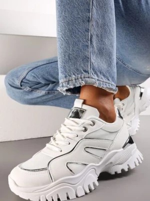 Zdjęcie produktu Białe Sportowe Sneakersy na Grubej Podeszwie z Ozdobnymi Aplikacjami Sossi