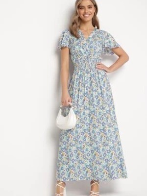 Zdjęcie produktu Biało-Niebieska Wiskozowa Sukienka Maxi w Kwiaty Rozkloszowana z Kopertowym Dekoltem Monilia