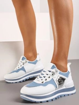 Zdjęcie produktu Biało-Niebieskie Sneakersy z Ekoskóry ze Sznurowaniami i Ozdobną Aplikacją Jatina