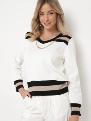 Zdjęcie produktu Biały Sweter ze Ściągaczami i Ozdobnym Metalowym Łańcuszkiem przy Dekolcie Larti
