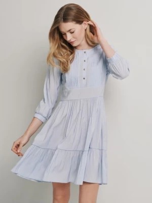 Zdjęcie produktu Błękitna plisowana sukienka mini OCHNIK