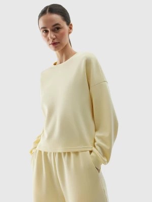 Zdjęcie produktu Bluza dresowa nierozpinana z dodatkiem modalu damska - żółta 4F