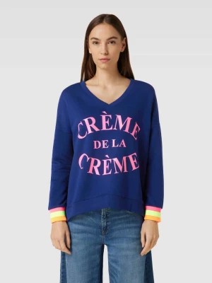 Zdjęcie produktu Bluza z dekoltem w serek model ‘Creme de la Creme’ miss goodlife