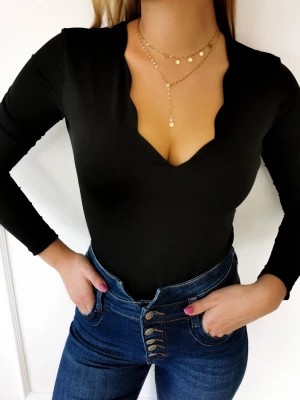 Zdjęcie produktu Bluzka body Meg czarna materiał elastyczny dekolt w szpic długi rękaw PERFE