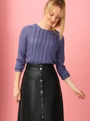 Zdjęcie produktu Bluzka damska z ozdobnymi plisami - fioletowa Greenpoint
