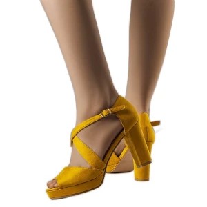 Zdjęcie produktu BM Żółte sandały na słupku Artemi