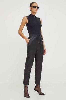 Zdjęcie produktu Boss Orange spodnie BOSS ORANGE damskie kolor czarny proste high waist
