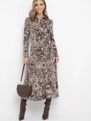 Zdjęcie produktu Brązowa Rozkloszowana Midi Sukienka z Materiałowym Paskiem w Modny Print Zamipa